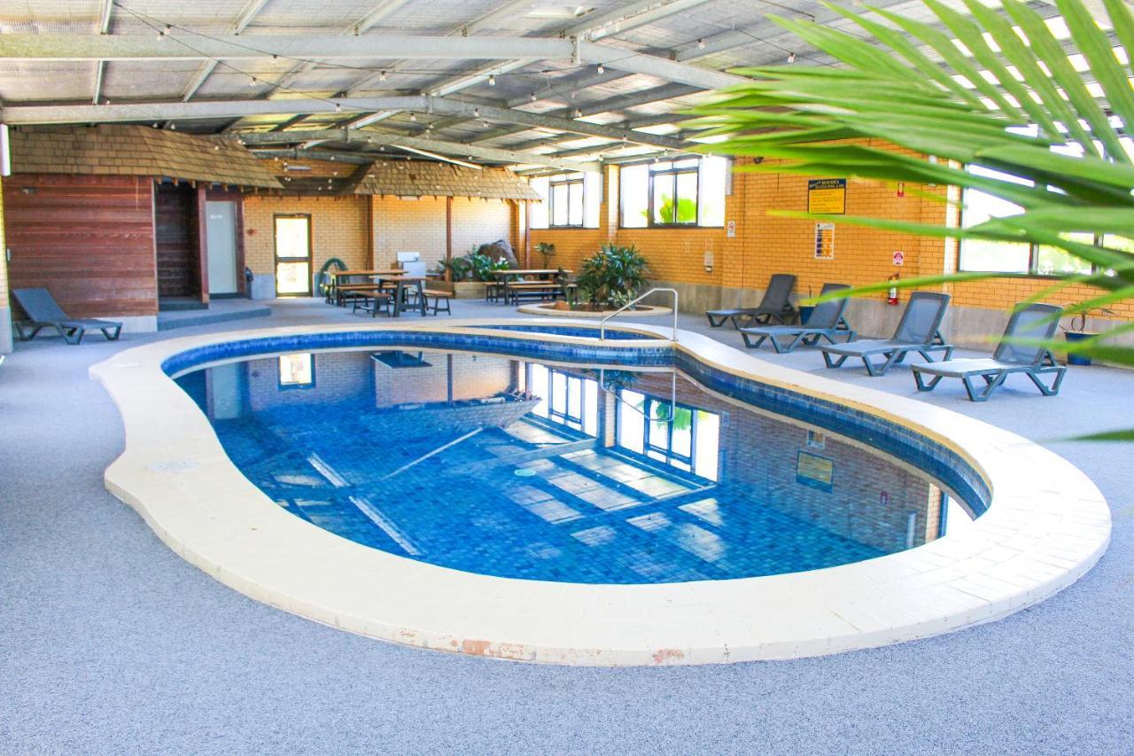 Boomerang Hotel Lavington Exteriér fotografie